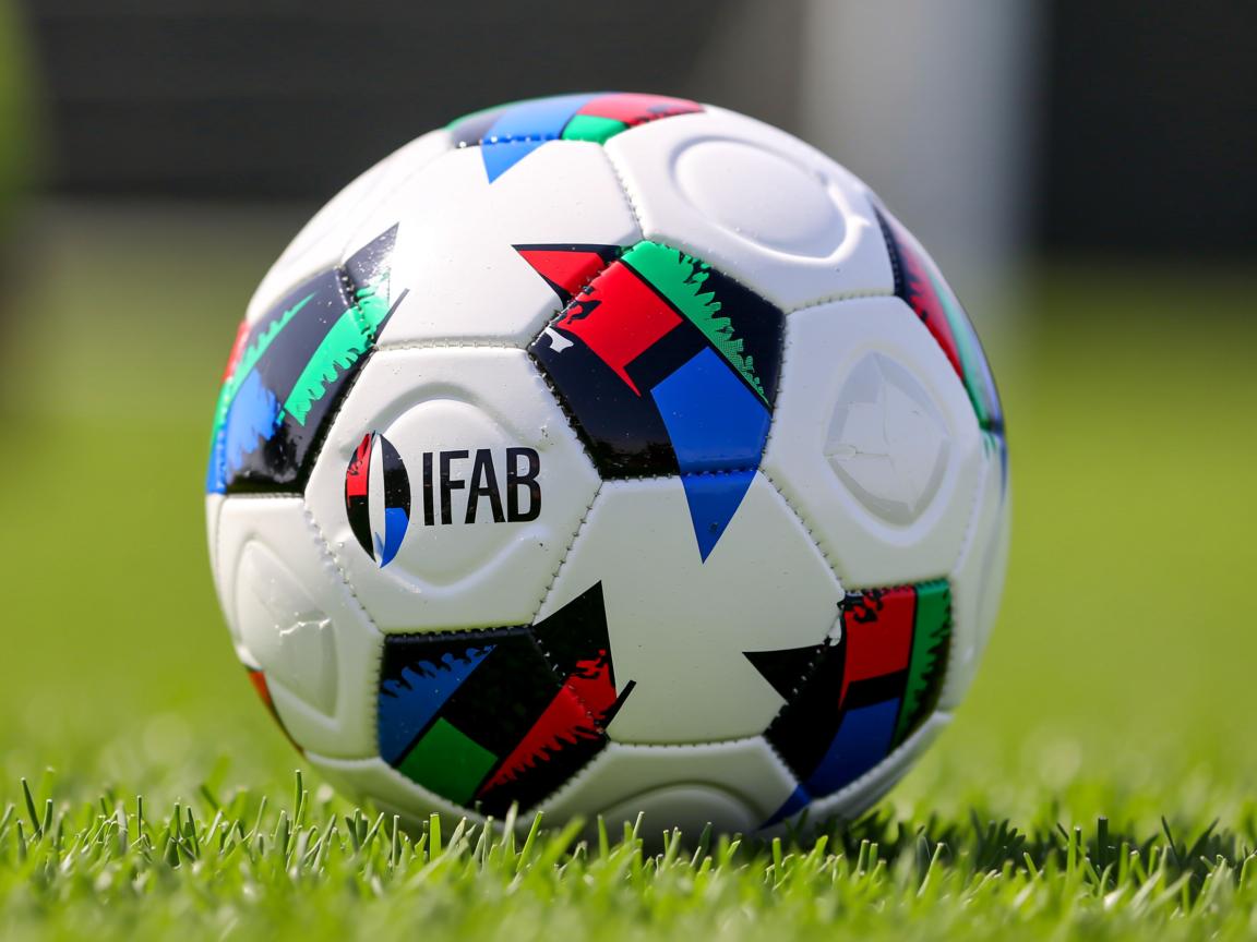 开云体育网址-冠军争夺战：中美蝶泳出发反应比拼，蝶泳决赛视频